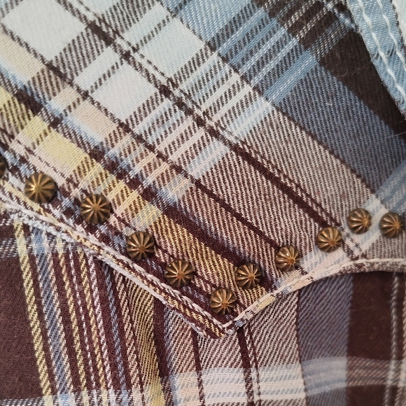 Ariat Blue and Brown Casual Button Down Shirt - Picture 6 of 9